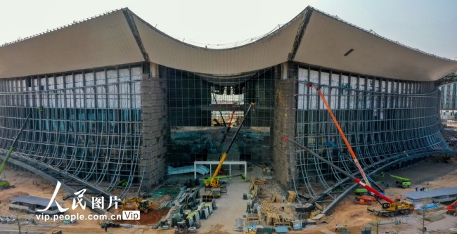 廣東廣(guang)州：國際金融論(lùn)壇會址建設如(ru)火如荼