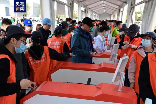 北(běi)京警方發布“五一(yi)”期間大型活動安(ān)全提示