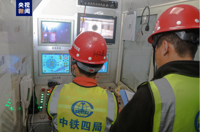 曆時(shi)120天!國内長地鐵環(huán)線盾構區間順利(lì)貫通