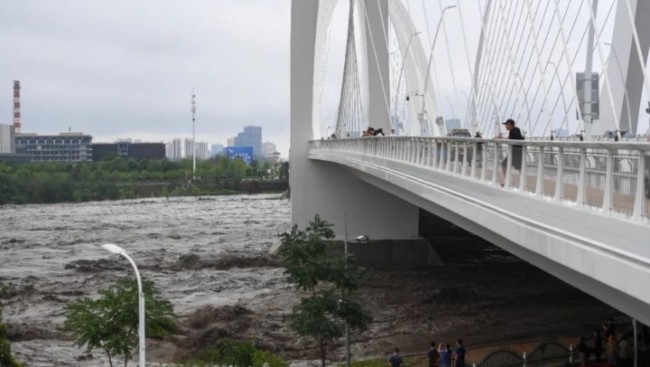 強降雨後!疾(jí)控提醒:做好家(jiā)庭、外環境清潔(jie)消毒